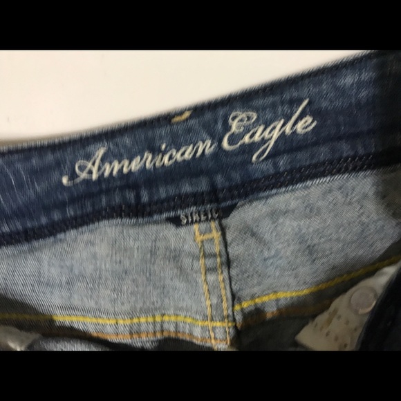2 pair of American Eagle denim shorts Size 2 - Picture 3 of 6